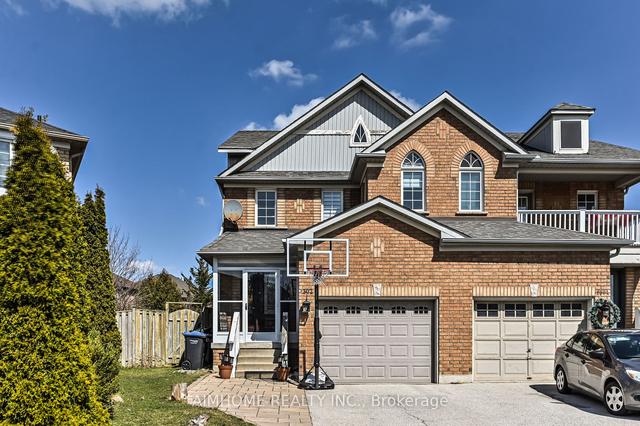 1302 Godwick Dr, House semidetached with 3 bedrooms, 4 bathrooms and 3 parking in Mississauga ON | Image 1