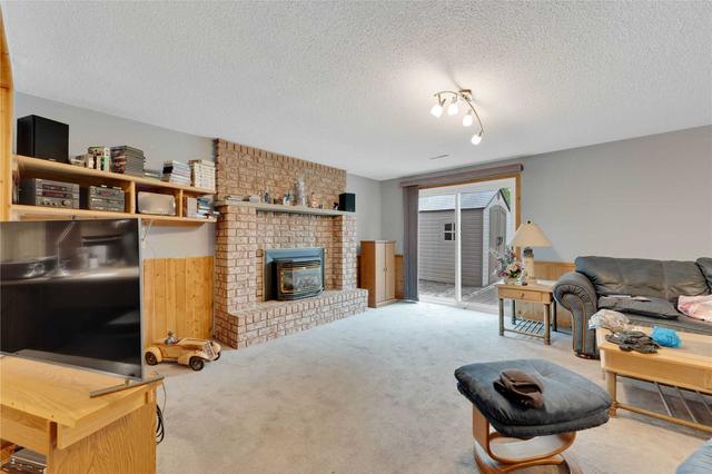 5 Nugent Crt, House detached with 3 bedrooms, 2 bathrooms and 5 parking in Barrie ON | Image 18