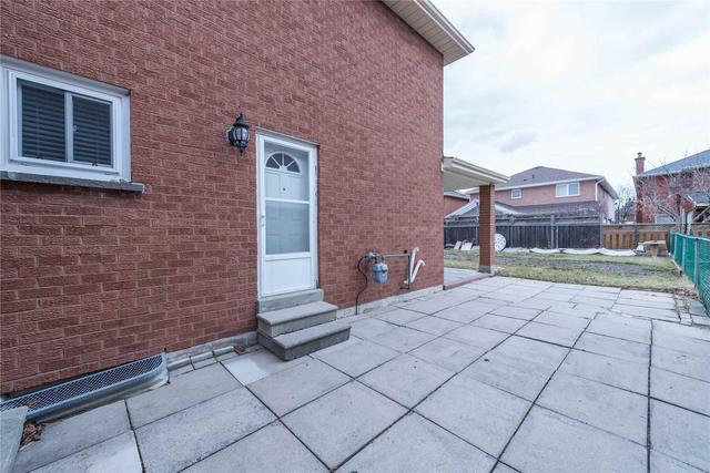 389 Aberdeen Ave, House detached with 3 bedrooms, 4 bathrooms and 2 parking in Vaughan ON | Image 25
