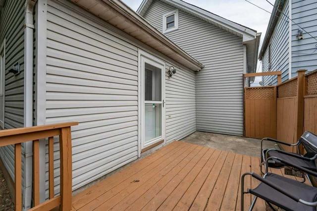 96 Chatham St, House detached with 3 bedrooms, 1 bathrooms and 2 parking in Hamilton ON | Image 22