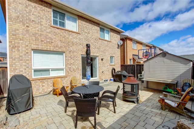 20 Tawnberry Circ, House detached with 4 bedrooms, 3 bathrooms and 5 parking in Brampton ON | Image 33