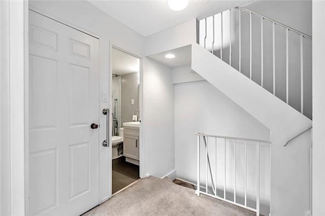 Th15 - 53 Mccaul St, Townhouse with 3 bedrooms, 3 bathrooms and 1 parking in Toronto ON | Image 12