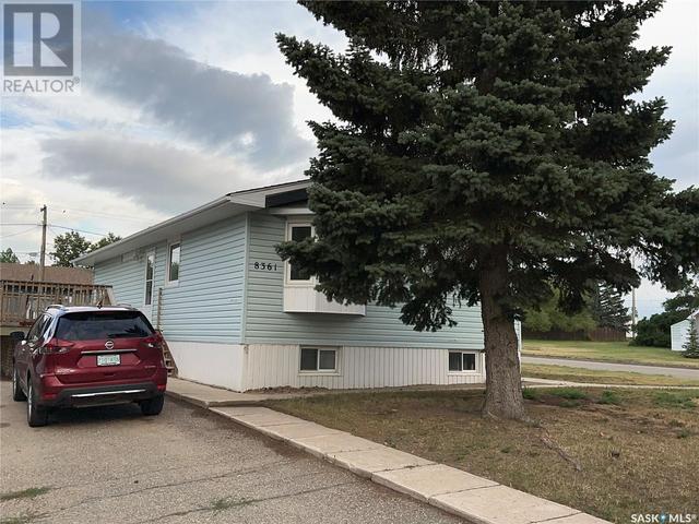 8361 Howard Avenue, House detached with 3 bedrooms, 2 bathrooms and null parking in Gull Lake SK | Image 23