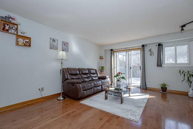186 Enchanted Hills Cres, House detached with 3 bedrooms, 4 bathrooms and 3 parking in Toronto ON | Image 36