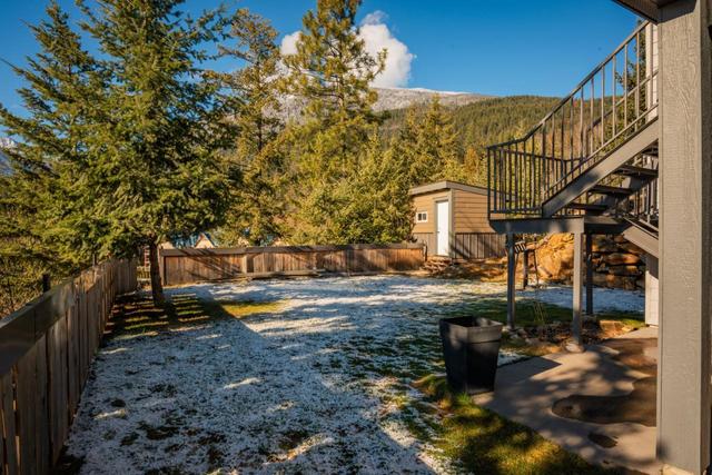 575 Larch Drive, House detached with 4 bedrooms, 3 bathrooms and 4 parking in Kaslo BC | Image 97