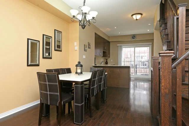 th 49 - 111 The Queensway, Townhouse with 3 bedrooms, 3 bathrooms and 1 parking in Toronto ON | Image 3