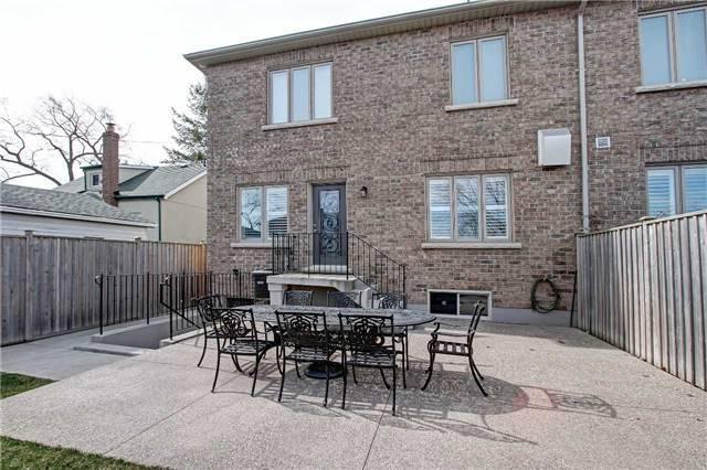 47 Benson Ave, House semidetached with 4 bedrooms, 5 bathrooms and 4 parking in Mississauga ON | Image 17