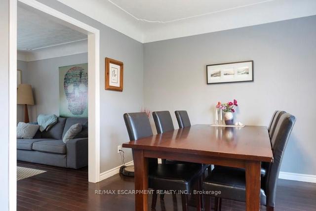 79 West 32nd St, House detached with 3 bedrooms, 1 bathrooms and 4 parking in Hamilton ON | Image 6