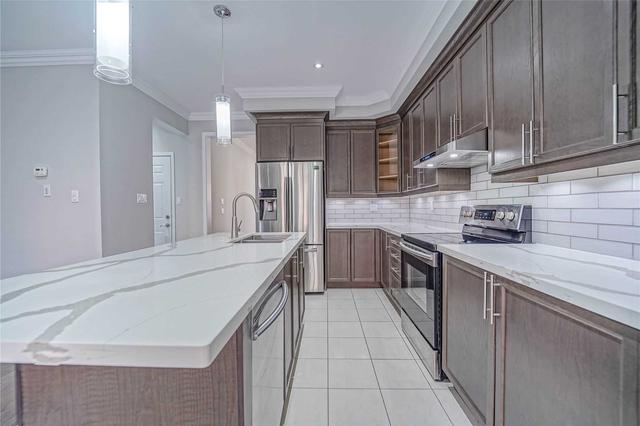 4 Mcclustey Ave, House detached with 4 bedrooms, 3 bathrooms and 2 parking in Ajax ON | Image 7