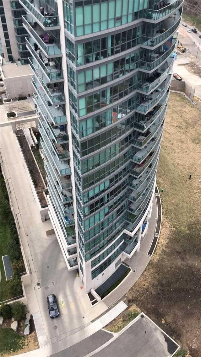 Ph14 - 160 Vanderhoof Ave, Condo with 2 bedrooms, 2 bathrooms and 1 parking in Toronto ON | Image 2