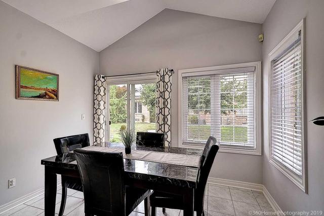 37 Golf Links Dr, Condo with 2 bedrooms, 3 bathrooms and 2 parking in Brampton ON | Image 10