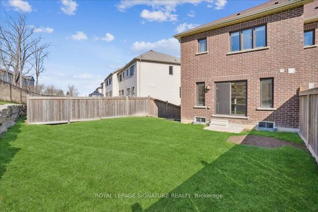 122 Crafter Cres, House attached with 3 bedrooms, 3 bathrooms and 2 parking in Hamilton ON | Image 35