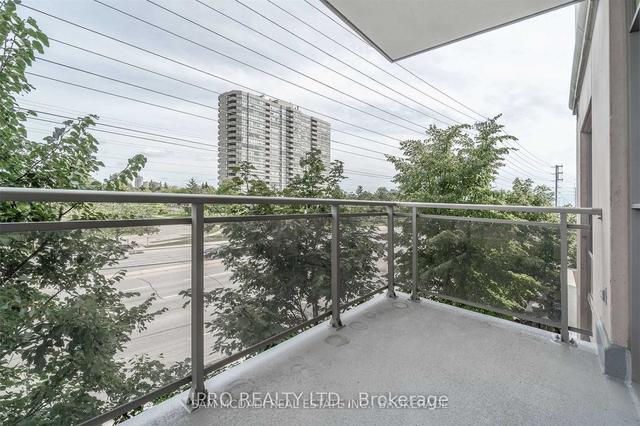 303 - 810 Scollard Crt, Condo with 1 bedrooms, 1 bathrooms and 1 parking in Mississauga ON | Image 4