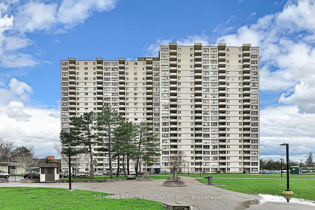2309 - 340 Dixon Rd, Condo with 2 bedrooms, 1 bathrooms and 1 parking in Toronto ON | Image 12