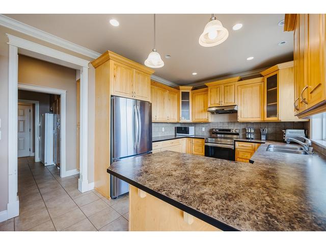 3463 Applewood Drive, House detached with 6 bedrooms, 4 bathrooms and 8 parking in Abbotsford BC | Image 8