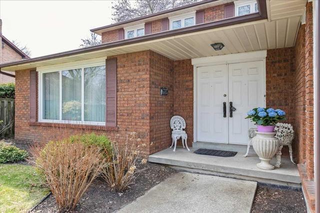 319 Lakeview Ave, House detached with 4 bedrooms, 5 bathrooms and 6 parking in Burlington ON | Image 23