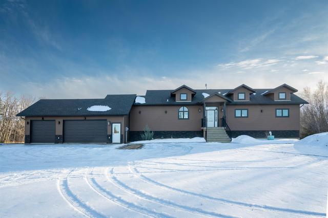 231043 - township road 663, House detached with 5 bedrooms, 3 bathrooms and null parking in Athabasca County AB | Image 1