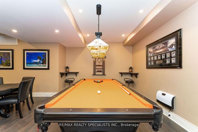 121 Annsleywood Crt, House detached with 4 bedrooms, 7 bathrooms and 9 parking in Vaughan ON | Image 15