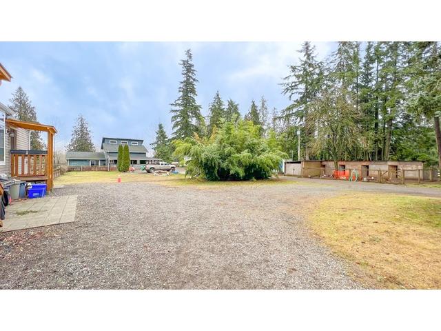 536 256 Street, House detached with 3 bedrooms, 2 bathrooms and 10 parking in Langley BC | Image 38