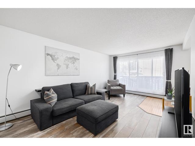 203 - 10320 113 St Nw, Condo with 3 bedrooms, 1 bathrooms and null parking in Edmonton AB | Image 3