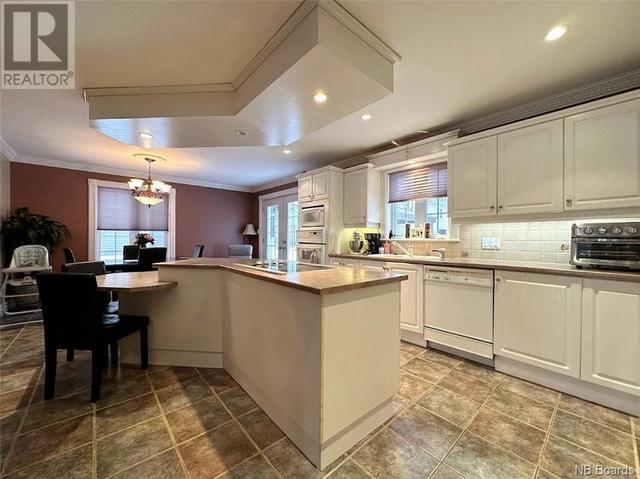 14 Des Merisiers Street, House detached with 3 bedrooms, 2 bathrooms and null parking in Edmundston NB | Image 9