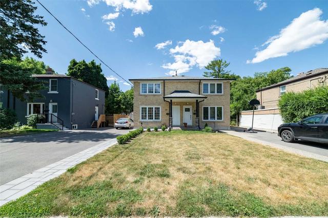 30 Varsity Rd, House semidetached with 3 bedrooms, 2 bathrooms and 5 parking in Toronto ON | Image 23