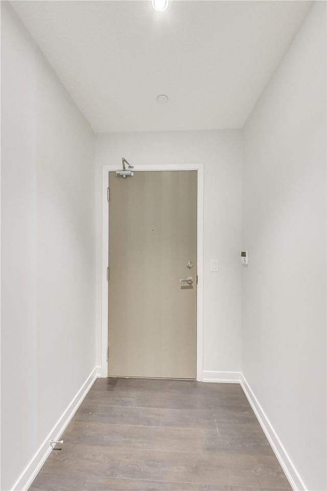 1810 - 100 Harbour St, Condo with 3 bedrooms, 2 bathrooms and 1 parking in Toronto ON | Image 27