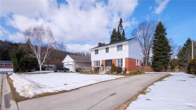 576 6th Street W, House detached with 4 bedrooms, 1 bathrooms and 4 parking in Owen Sound ON | Image 23