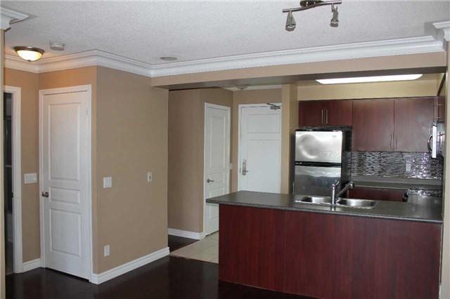 915 - 350 Red Maple Rd, Condo with 1 bedrooms, 1 bathrooms and 2 parking in Richmond Hill ON | Image 6