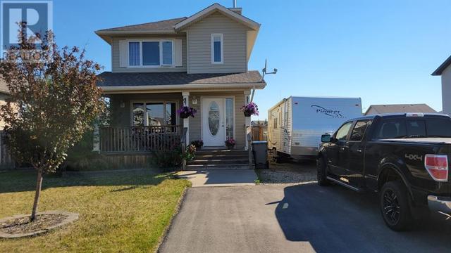 7709 Westpointe Drive, House detached with 3 bedrooms, 2 bathrooms and 4 parking in Grande Prairie AB | Card Image