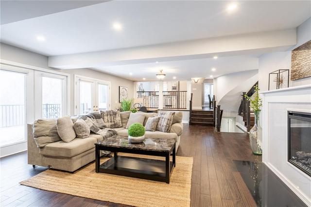 2169 Bonfield Court, House detached with 6 bedrooms, 5 bathrooms and 6 parking in Burlington ON | Image 6