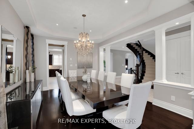 128 Orleans Circ, House detached with 4 bedrooms, 5 bathrooms and 10 parking in Vaughan ON | Image 4