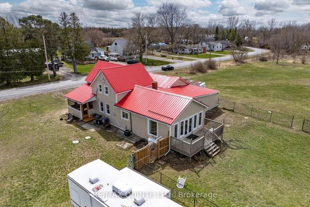 236 Queen St, House detached with 3 bedrooms, 2 bathrooms and 6 parking in Tyendinaga ON | Image 21