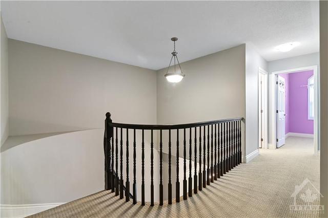317 Bamburgh Way, House detached with 4 bedrooms, 3 bathrooms and 4 parking in Ottawa ON | Image 12