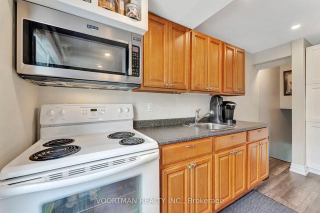 26 East 21st St, House detached with 2 bedrooms, 2 bathrooms and 4 parking in Hamilton ON | Image 13