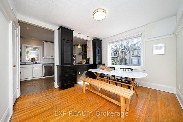 79 Cleveland St, House semidetached with 3 bedrooms, 1 bathrooms and 1 parking in Toronto ON | Image 2