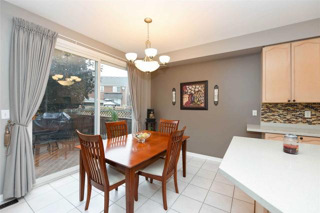 22 Binnery Dr, House detached with 4 bedrooms, 4 bathrooms and 7 parking in Brampton ON | Image 7