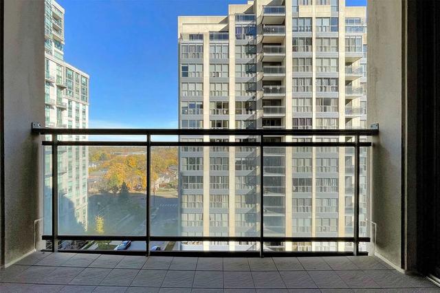 1001 - 18 Hollywood Ave, Condo with 2 bedrooms, 2 bathrooms and 2 parking in Toronto ON | Image 30