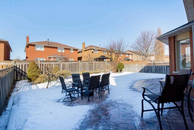 110 Nimbus Pl, House detached with 4 bedrooms, 3 bathrooms and 8 parking in Vaughan ON | Image 26