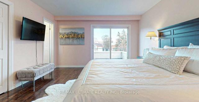 159 Chipwood Cres, House attached with 4 bedrooms, 3 bathrooms and 3 parking in Toronto ON | Image 4