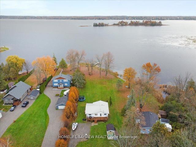 206 Lakeshore Dr E, House detached with 3 bedrooms, 1 bathrooms and 6 parking in Kawartha Lakes ON | Image 26