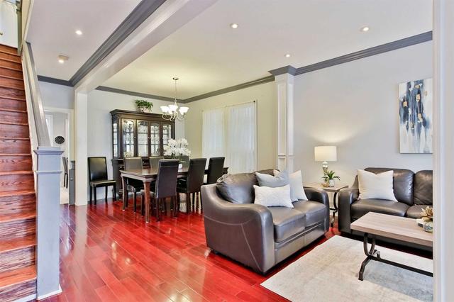 964 St Clarens Ave, House semidetached with 3 bedrooms, 2 bathrooms and 0 parking in Toronto ON | Image 34