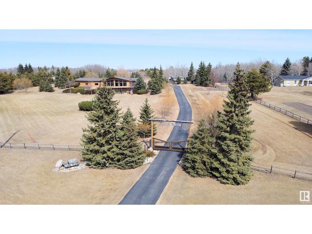 56420 Rge Rd 231, House detached with 3 bedrooms, 2 bathrooms and null parking in Sturgeon County AB | Image 3