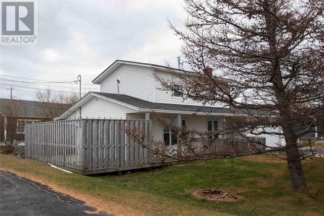 39 Groves Lane, House detached with 2 bedrooms, 1 bathrooms and null parking in Bonavista NL | Image 1