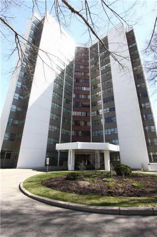1102 - 2323 Confederation Pkwy, Condo with 2 bedrooms, 2 bathrooms and 1 parking in Mississauga ON | Image 1