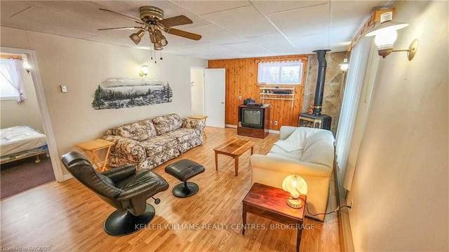 692 Dorcas Bay Rd, House detached with 2 bedrooms, 1 bathrooms and 12 parking in Northern Bruce Peninsula ON | Image 38