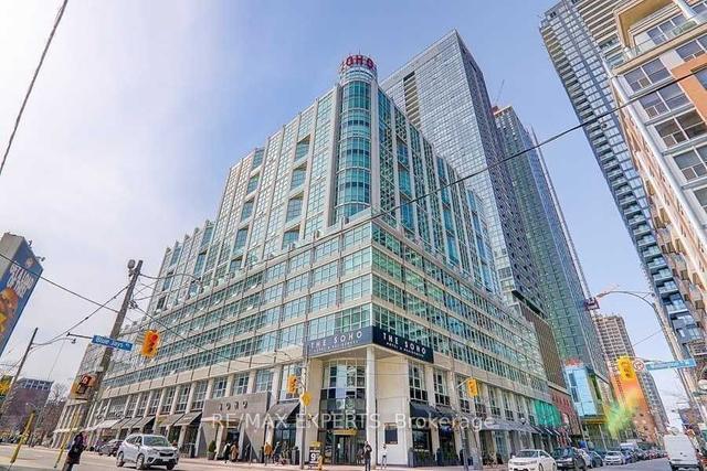 lph14 - 36 Blue Jays Way, Condo with 2 bedrooms, 2 bathrooms and 0 parking in Toronto ON | Image 1