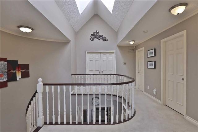 3649 St Laurent Crt, House detached with 4 bedrooms, 5 bathrooms and 4 parking in Mississauga ON | Image 11