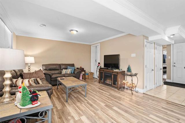 95 Daphne Cres, House detached with 3 bedrooms, 2 bathrooms and 4 parking in Barrie ON | Image 14