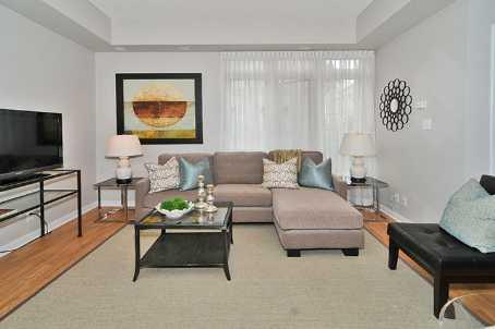 th-18 - 80 Carr St, Townhouse with 2 bedrooms, 2 bathrooms and 1 parking in Toronto ON | Image 1